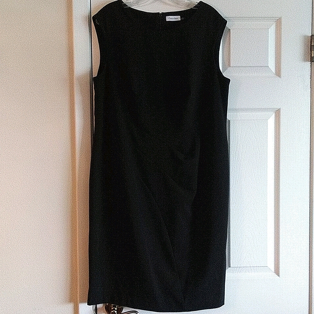 Calvin Klein Classic Sleeveless Black Dress